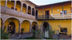 Cuscos-patios-5