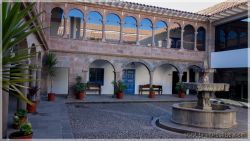 Cuscos-patios-13