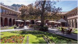 Cuscos-patios-14